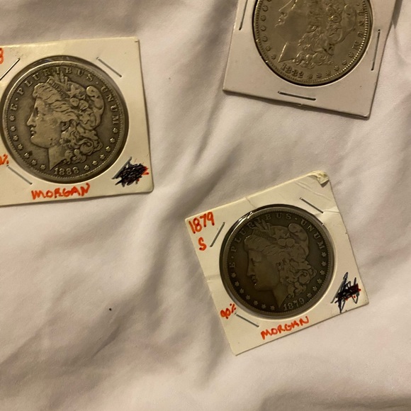 Old coins Morgan silver dollars - Picture 2 of 4